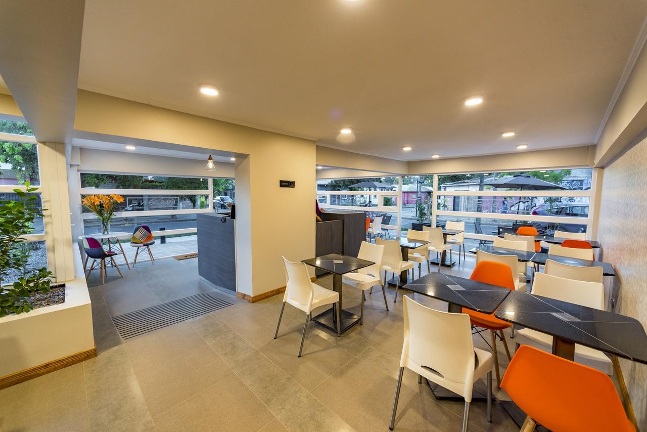 Hotel Insigne Talca  Buitenkant foto